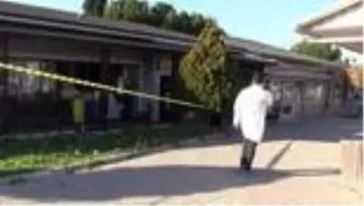 Tutuklu oğlunu ziyaret eden kişi cezaevinden çıkışta silahla vurularak öldürüldü Tutuklu oğlunu ziyaret eden kişi cezaevinden çıkışta silahla vurularak öldürüldü