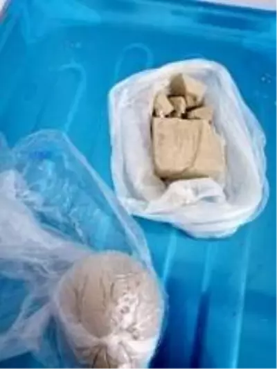 Ulukışla'da uyuşturucu operasyonu: 3 gözaltı Ulukışla'da uyuşturucu operasyonu: 3 gözaltı