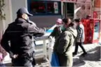 Son dakika gündem: Vaka sayısının arttığı Edirne'de, kuralları ihlal eden turistlere de ceza Son dakika gündem: Vaka sayısının arttığı Edirne'de, kuralları ihlal eden turistlere de ceza