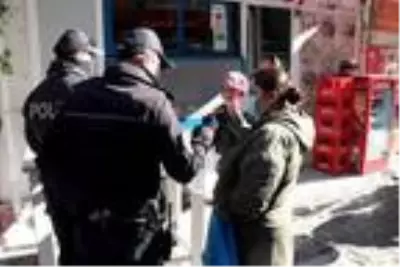 Son dakika gündem: Vaka sayısının arttığı Edirne'de, kuralları ihlal eden turistlere de ceza Son dakika gündem: Vaka sayısının arttığı Edirne'de, kuralları ihlal eden turistlere de ceza