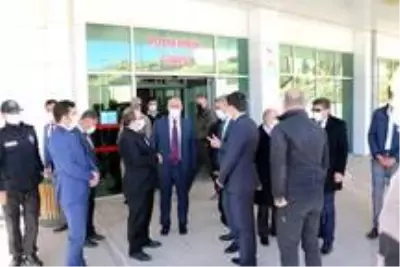 Vali Baruş'tan Hekimhan'a ziyaret Vali Baruş'tan Hekimhan'a ziyaret