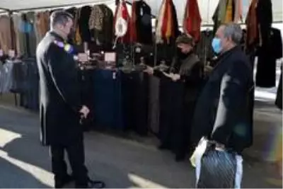 Son dakika haberi... Valiyi pazarda gören esnafın şaşkınlığı Son dakika haberi... Valiyi pazarda gören esnafın şaşkınlığı
