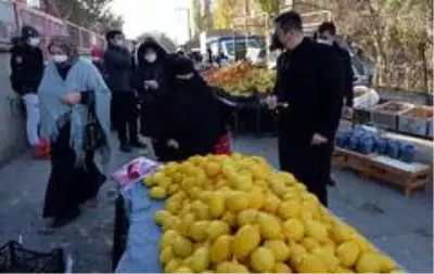 Son dakika haberi... Valiyi pazarda gören esnafın şaşkınlığı Son dakika haberi... Valiyi pazarda gören esnafın şaşkınlığı