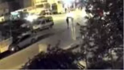 Vicdansız sürücü çarpıp kaçtı Vicdansız sürücü çarpıp kaçtı
