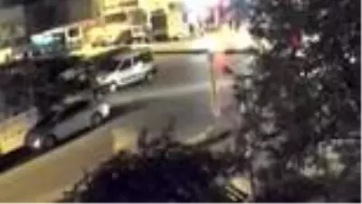 Vicdansız sürücü çarpıp kaçtı Vicdansız sürücü çarpıp kaçtı