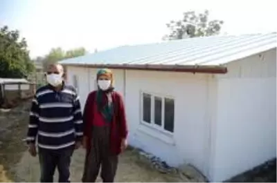 Son dakika haberi | Yangında evlerini kaybeden ailenin yaralarını Pamukkale Belediyesi sardı Son dakika haberi | Yangında evlerini kaybeden ailenin yaralarını Pamukkale Belediyesi sardı