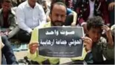 Yemen'de yüzlerce kişi Husilerin 'terör örgütü' kabul edilmesi talebiyle gösteri düzenledi Yemen'de yüzlerce kişi Husilerin 'terör örgütü' kabul edilmesi talebiyle gösteri düzenledi