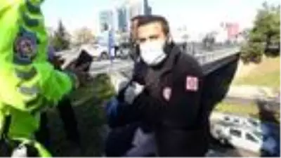 Son dakika haberleri: Yeni doğan bebeği taşıyan ambulans otomobille çarpıştı; baba kazanın şokunu yaşadı Son dakika haberleri: Yeni doğan bebeği taşıyan ambulans otomobille çarpıştı; baba kazanın şokunu yaşadı