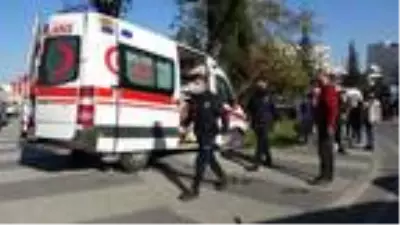 Son dakika haberleri: Yeni doğan bebeği taşıyan ambulans otomobille çarpıştı; baba kazanın şokunu yaşadı Son dakika haberleri: Yeni doğan bebeği taşıyan ambulans otomobille çarpıştı; baba kazanın şokunu yaşadı