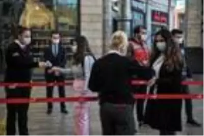 Son dakika haber! Yoğunluğun yaşandığı AVM'de 'Efsane Cuma' denetimi Son dakika haber! Yoğunluğun yaşandığı AVM'de 'Efsane Cuma' denetimi