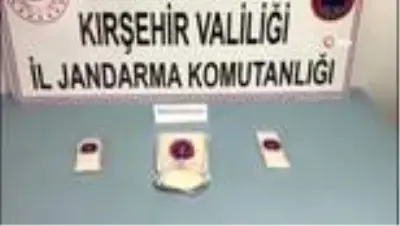 Yolcu otobüsünde uyuşturucu sevkiyatını jandarma engelledi Yolcu otobüsünde uyuşturucu sevkiyatını jandarma engelledi