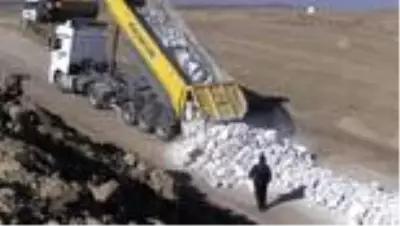 Yozgat Havalimanı'nda altyapı çalışmalarının yüzde 65'i tamamlandı Yozgat Havalimanı'nda altyapı çalışmalarının yüzde 65'i tamamlandı