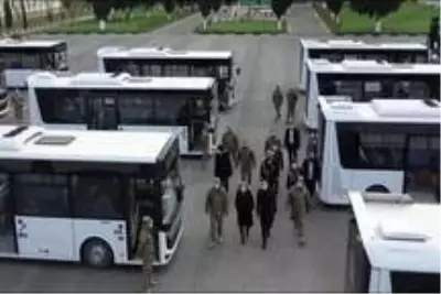 Son dakika haber: 12 iş makinesi ve 35 adet otobüs Gürcistan Savunma Bakanlığına teslim edildi Son dakika haber: 12 iş makinesi ve 35 adet otobüs Gürcistan Savunma Bakanlığına teslim edildi