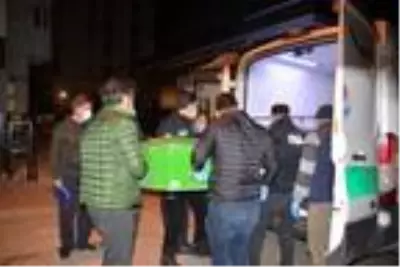 20 yaşındaki genç, tabancayla kendini vurarak yaşamına son verdi 20 yaşındaki genç, tabancayla kendini vurarak yaşamına son verdi