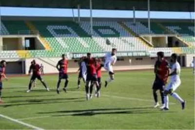 Çarşambaspor, İçel İdman Yurdu'na 1-0 mağlup oldu Çarşambaspor, İçel İdman Yurdu'na 1-0 mağlup oldu