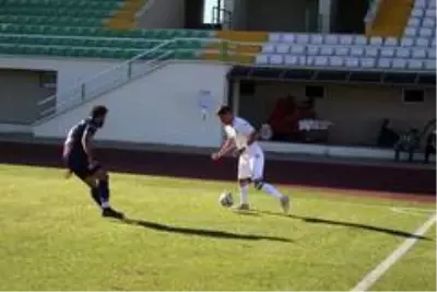 Çarşambaspor, İçel İdman Yurdu'na 1-0 mağlup oldu Çarşambaspor, İçel İdman Yurdu'na 1-0 mağlup oldu