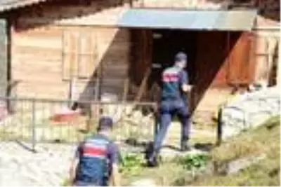 6 yayla evi soyuldu, komandolar operasyonları sıklaştırdı 6 yayla evi soyuldu, komandolar operasyonları sıklaştırdı