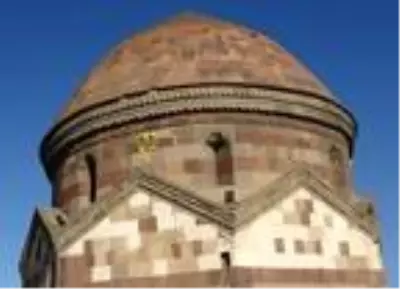 800 yıllık Üç Kümbetler'in hareketliliği sensörlerle inceleniyor 800 yıllık Üç Kümbetler'in hareketliliği sensörlerle inceleniyor