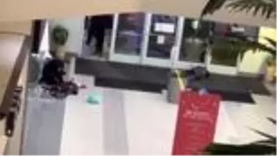 ABD'de alışveriş merkezinde silahlı saldırı: 1 ölü, 1 yaralı ABD'de alışveriş merkezinde silahlı saldırı: 1 ölü, 1 yaralı