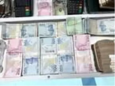 Son dakika haberleri: Adana'da 'kredi kartı' çetesine operasyon: 30 gözaltı Son dakika haberleri: Adana'da 'kredi kartı' çetesine operasyon: 30 gözaltı