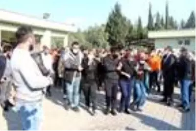 Adana'yı yasa boğan ölüm: Duru Balım, gözyaşları arasında toprağa verildi Adana'yı yasa boğan ölüm: Duru Balım, gözyaşları arasında toprağa verildi