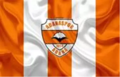 Adanaspor'da 21'i futbolcu 40 kişi koronavirüse yakalandı Adanaspor'da 21'i futbolcu 40 kişi koronavirüse yakalandı
