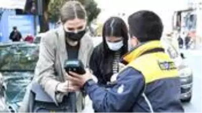 Aracını otoparka bırakan Yasemin Şefkatli geçmiş dönem borcunu öğrenince şaşıp kaldı Aracını otoparka bırakan Yasemin Şefkatli geçmiş dönem borcunu öğrenince şaşıp kaldı