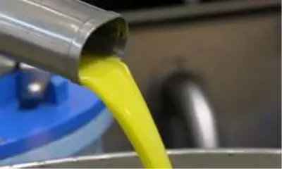 Ayvalık Zeytinyağı'nı taklit eden tağşişli markalarla savaş başladı Ayvalık Zeytinyağı'nı taklit eden tağşişli markalarla savaş başladı