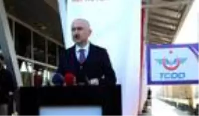 Bakan Karaismailoğlu, TCDD Kombine Taşımacılık Aktarma İstasyonu'nu ziyaret etti (2) Bakan Karaismailoğlu, TCDD Kombine Taşımacılık Aktarma İstasyonu'nu ziyaret etti (2)