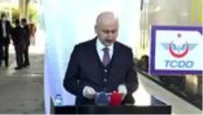 Bakan Karaismailoğlu, TCDD Kombine Taşımacılık Aktarma İstasyonu'nu ziyaret etti (2) Bakan Karaismailoğlu, TCDD Kombine Taşımacılık Aktarma İstasyonu'nu ziyaret etti (2)