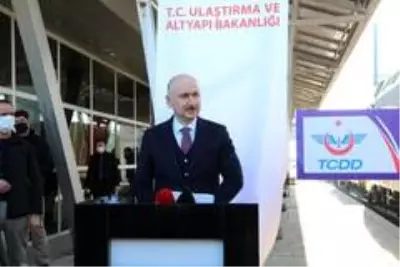 Bakan Karaismailoğlu, TCDD Kombine Taşımacılık Aktarma İstasyonu'nu ziyaret etti (2) Bakan Karaismailoğlu, TCDD Kombine Taşımacılık Aktarma İstasyonu'nu ziyaret etti (2)