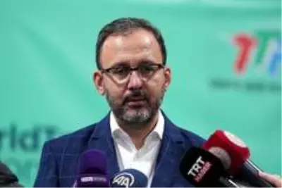 Bakan Kasapoğlu, 'Prof. Dr. Cemil Taşçıoğlu Tenis Turnuvası' ödül törenine katıldı Bakan Kasapoğlu, 'Prof. Dr. Cemil Taşçıoğlu Tenis Turnuvası' ödül törenine katıldı