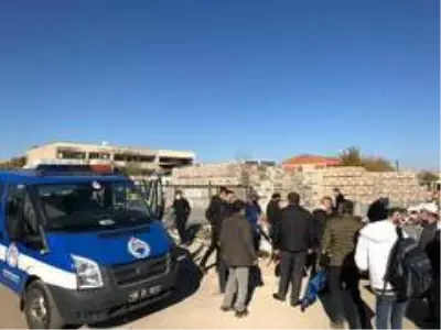 Bit pazarna polis müdahalesi Bit pazarna polis müdahalesi