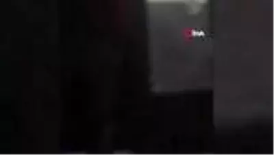 Beyoğlu'nda tedbirleri hiçe sayan kaçak gece kulübüne korona baskını Beyoğlu'nda tedbirleri hiçe sayan kaçak gece kulübüne korona baskını