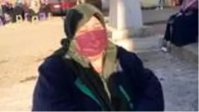 Son dakika haberi | Boşanma aşamasında olduğu eşi tarafından öldürülen kadın toprağa verildi Son dakika haberi | Boşanma aşamasında olduğu eşi tarafından öldürülen kadın toprağa verildi