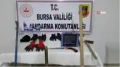Bursa'da kaçak kazı yapan şahıslara suçüstü Bursa'da kaçak kazı yapan şahıslara suçüstü