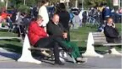 Caddebostan Sahili'ndeki kalabalık havadan görüntülendi Caddebostan Sahili'ndeki kalabalık havadan görüntülendi