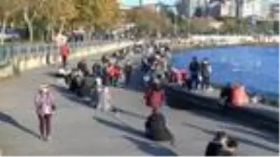 Caddebostan Sahili'ndeki kalabalık havadan görüntülendi Caddebostan Sahili'ndeki kalabalık havadan görüntülendi