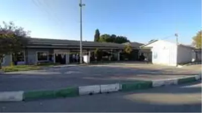 Cezaevi önündeki cinayet anı kameraya böyle yansıdı Cezaevi önündeki cinayet anı kameraya böyle yansıdı