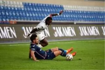Denizlispor, Başakşehir'den 1 puanı söküp aldı Denizlispor, Başakşehir'den 1 puanı söküp aldı