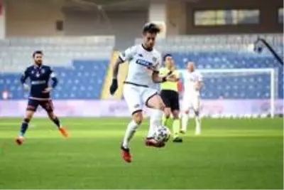 Denizlispor, Başakşehir'den 1 puanı söküp aldı Denizlispor, Başakşehir'den 1 puanı söküp aldı