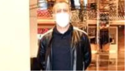 Depremzede hayvanlara kucak açtı Depremzede hayvanlara kucak açtı