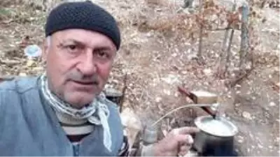 Kahramanmaraşlı emekli asker, yaptığı doğal ilaçla koronavirüsten korunuyor Kahramanmaraşlı emekli asker, yaptığı doğal ilaçla koronavirüsten korunuyor