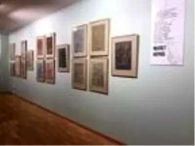 Kadırga Sanat Galerileri 'Ebru Sanatının Son 500 Yılı' sergisiyle açıldı Kadırga Sanat Galerileri 'Ebru Sanatının Son 500 Yılı' sergisiyle açıldı