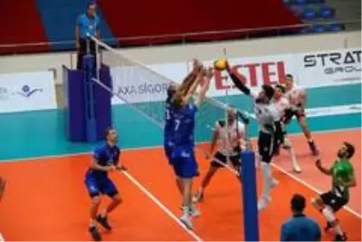 Efeler Ligi: Bingöl Solhan Spor: 0 Halkbank: 3 Efeler Ligi: Bingöl Solhan Spor: 0 Halkbank: 3
