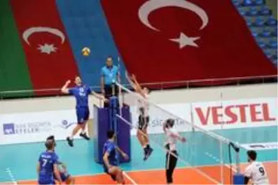 Efeler Ligi: Bingöl Solhan Spor: 0 Halkbank: 3 Efeler Ligi: Bingöl Solhan Spor: 0 Halkbank: 3