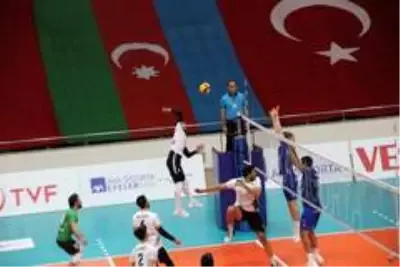 Efeler Ligi: Bingöl Solhan Spor: 0 Halkbank: 3 Efeler Ligi: Bingöl Solhan Spor: 0 Halkbank: 3
