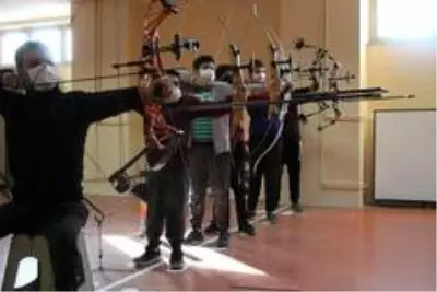 Son dakika haberi! Engelini unutup, tesadüfen başladığı sporda şimdi antrenör oldu Son dakika haberi! Engelini unutup, tesadüfen başladığı sporda şimdi antrenör oldu