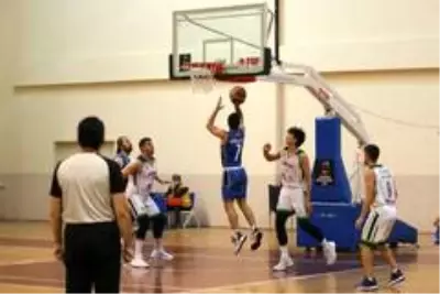 Erkekler Basketbol 1. Ligi: Budo Gemlik: 76 Kocaeli Büyükşehir Belediyesi Kağıtspor: 97 Erkekler Basketbol 1. Ligi: Budo Gemlik: 76 Kocaeli Büyükşehir Belediyesi Kağıtspor: 97