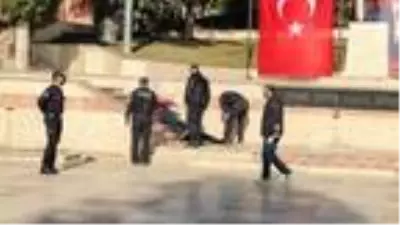 Eşinin adliye çıkışı pompalı tüfekle vurduğu Cemile hayatını kaybetti Eşinin adliye çıkışı pompalı tüfekle vurduğu Cemile hayatını kaybetti